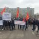 Фото 24-kg.com. Митинг сторонников Райымбека Матраимова у здания суда