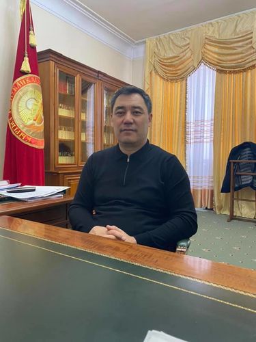 со страницы Садыра Жапарова