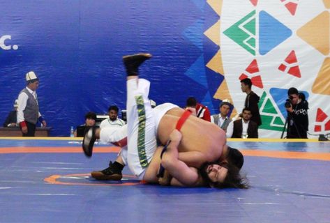 ВИК-2018. Сборная Кыргызстана разгромила соперников на&nbsp;турнире по&nbsp;кыргыз курошу 