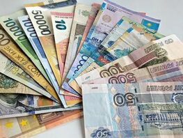Российский рубль и&nbsp;юань подорожали к&nbsp;сому. Курс валют на&nbsp;14&nbsp;июля 