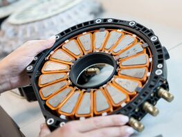 В&nbsp;Mercedes-Benz создали самый мощный в&nbsp;мире электродвигатель 