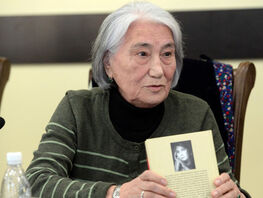 Сестра Чингиза Айтматова просит не&nbsp;праздновать его 100-летие 