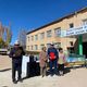 Фото Нурбека Саяка. Житель Тонского района вместо празднования 60-летнего юбилея помог местной школе