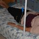 Фото 24-kg.com. Больной получает капельницу в ночном стационаре