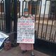 Фото 24-kg.com. В Бишкеке около Дома ООН проходит митинг