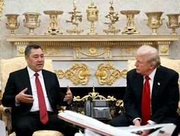 Вашингтондо Садыр Жапаров менен Дональд Трамптын сүйлөшүүлөрү өттү 